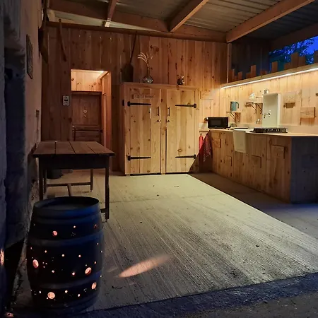 Le Bivouac De La Plante