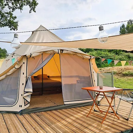Le Bivouac De La Plante