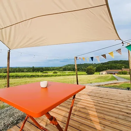 Le Bivouac De La Plante *